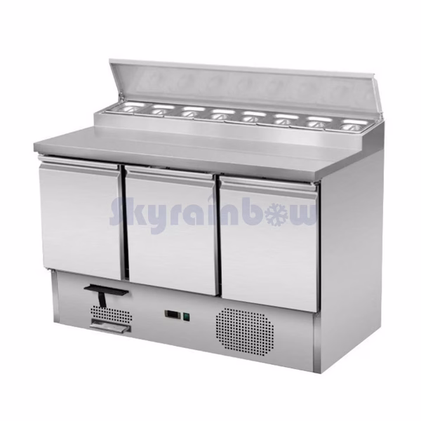 Saladette/Zubereitungstisch 3 Türen, Unterbaukühlung, 137x70